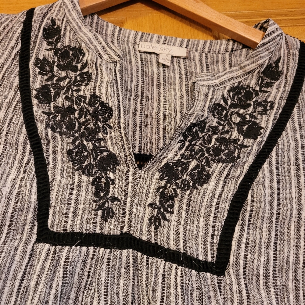 Shirt - Picture 2 of 4